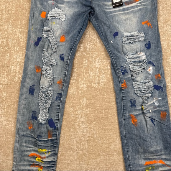 WAIMEA Stylish Distressed Blue Jeans with Colorful Accents - Picture 3 of 11